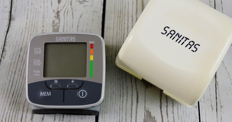 Hypertension artérielle : ces symptômes silencieux à repérer grâce à la mesure à domicile