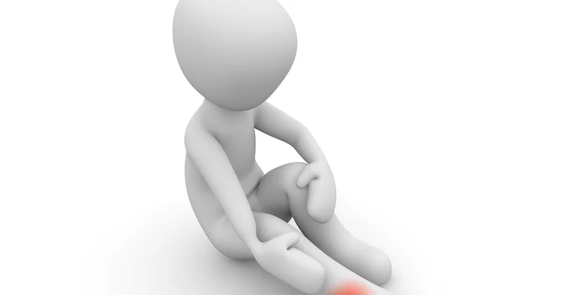 Des douleurs osseuses et articulaires diffuses